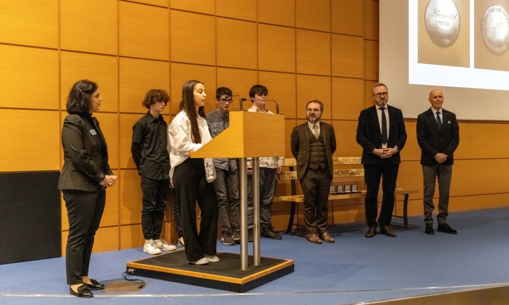 Discours de Salma, élève en seconde bac pro REMI, pour l'ouverture du colloque "Fraternité, l'oubliée..."