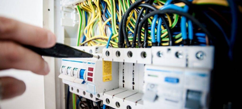 Baccalauréat professionnel Métiers de l'Electricité et de ses Environnements Connectés (MELEC)